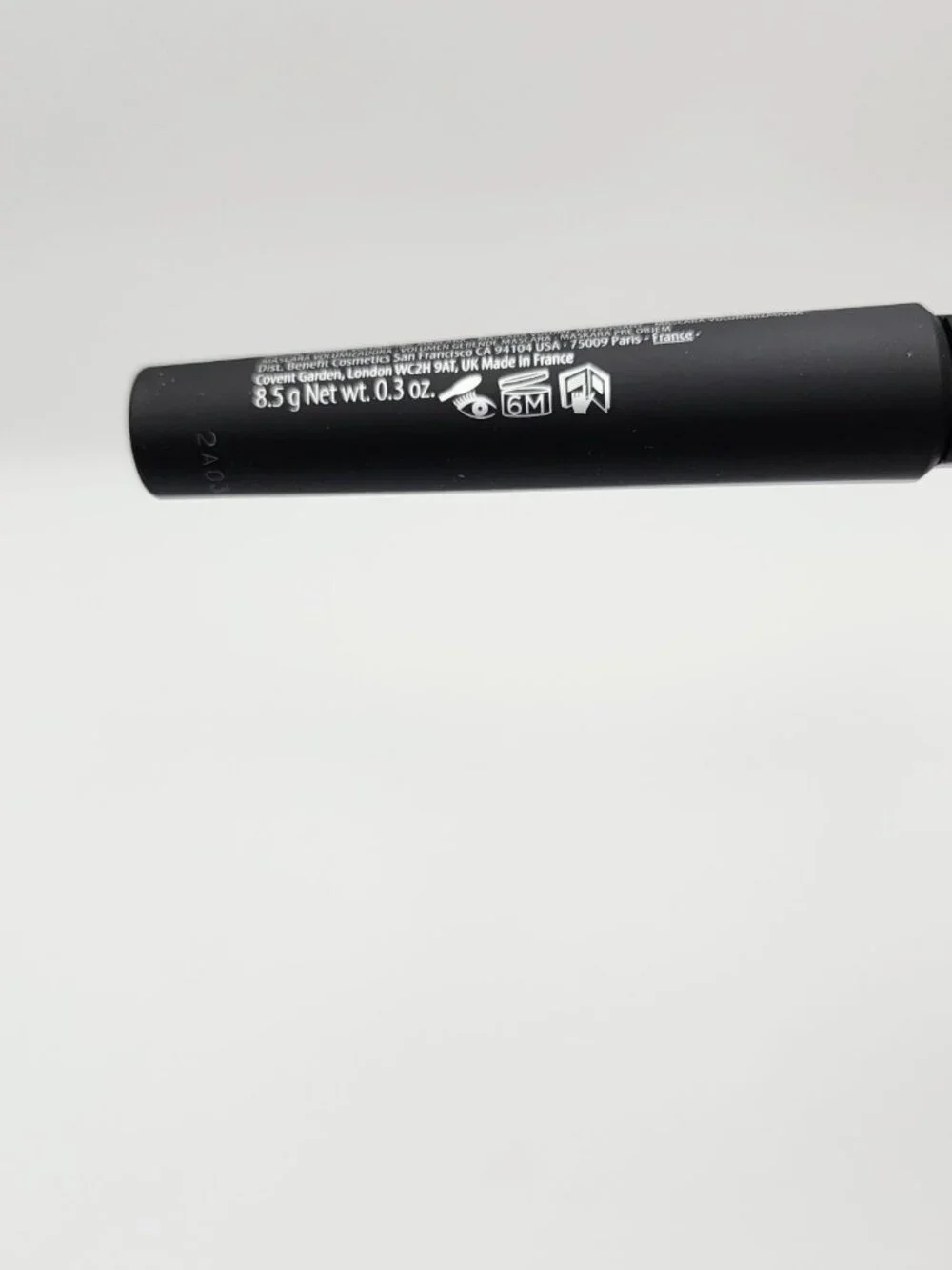 Benefit brand cosmeticsmodel